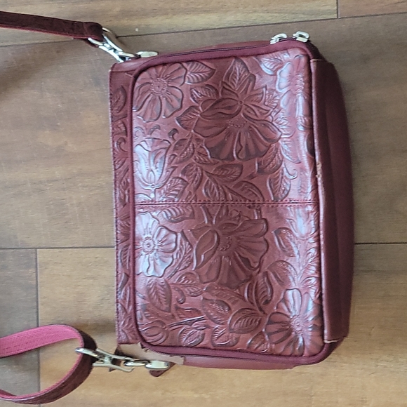 GUN TOTE'N MAMAS conceal carry BAG - Picture 2 of 7